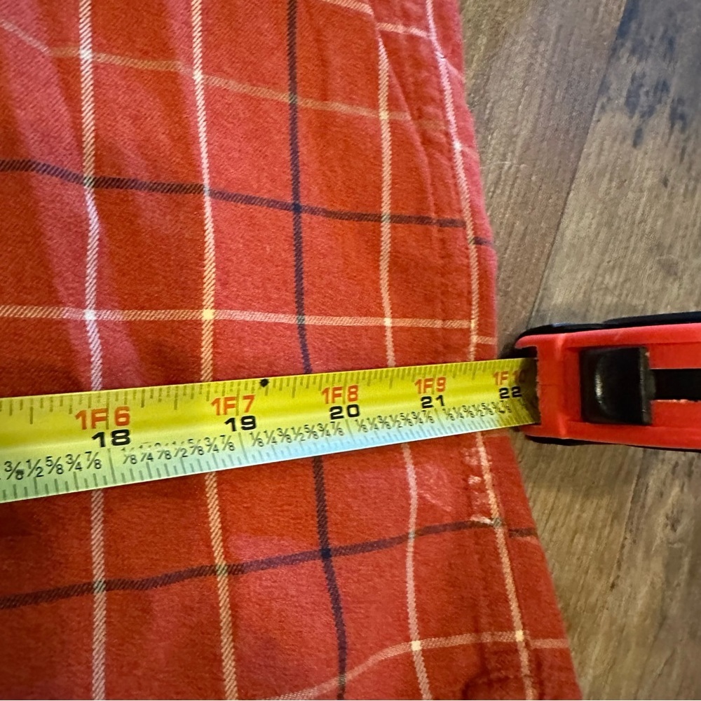 Orvis Button Down Size Large - Picture 7 of 10